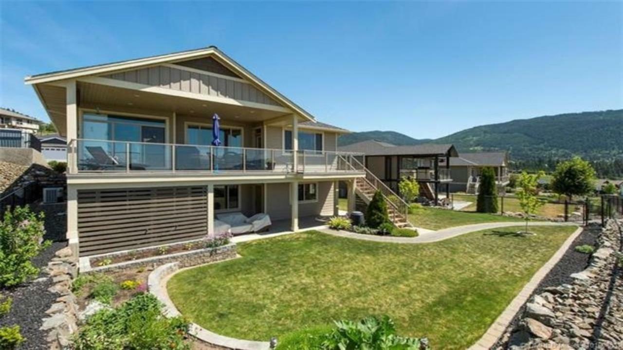 Vernon Home With True Okanagan Lifestyle Esterno foto